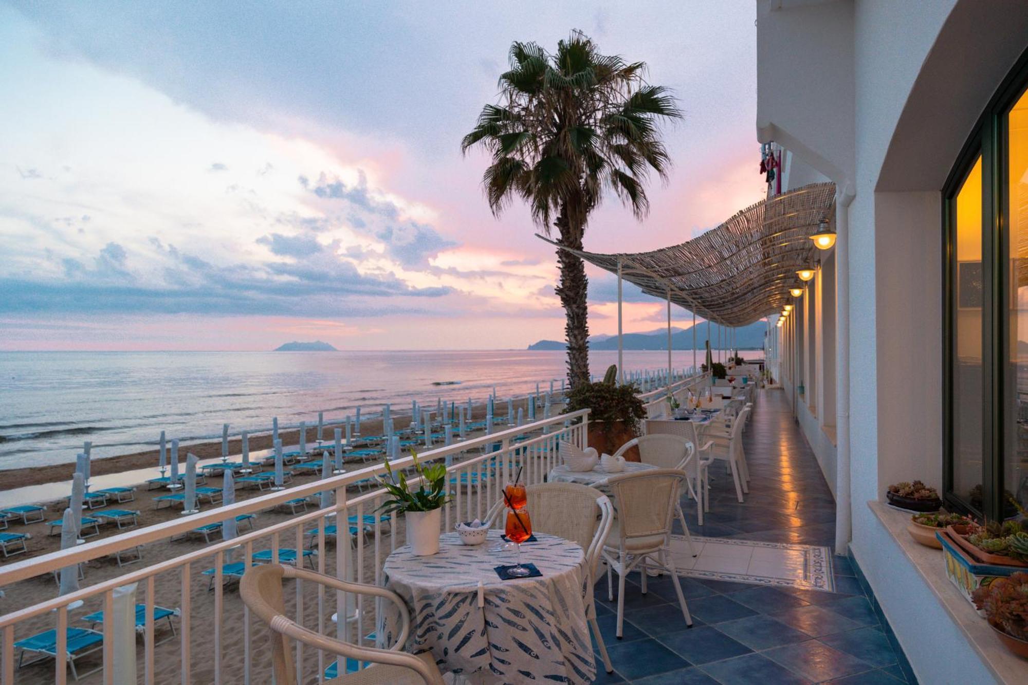 Hotel Aurora Sperlonga Exterior foto